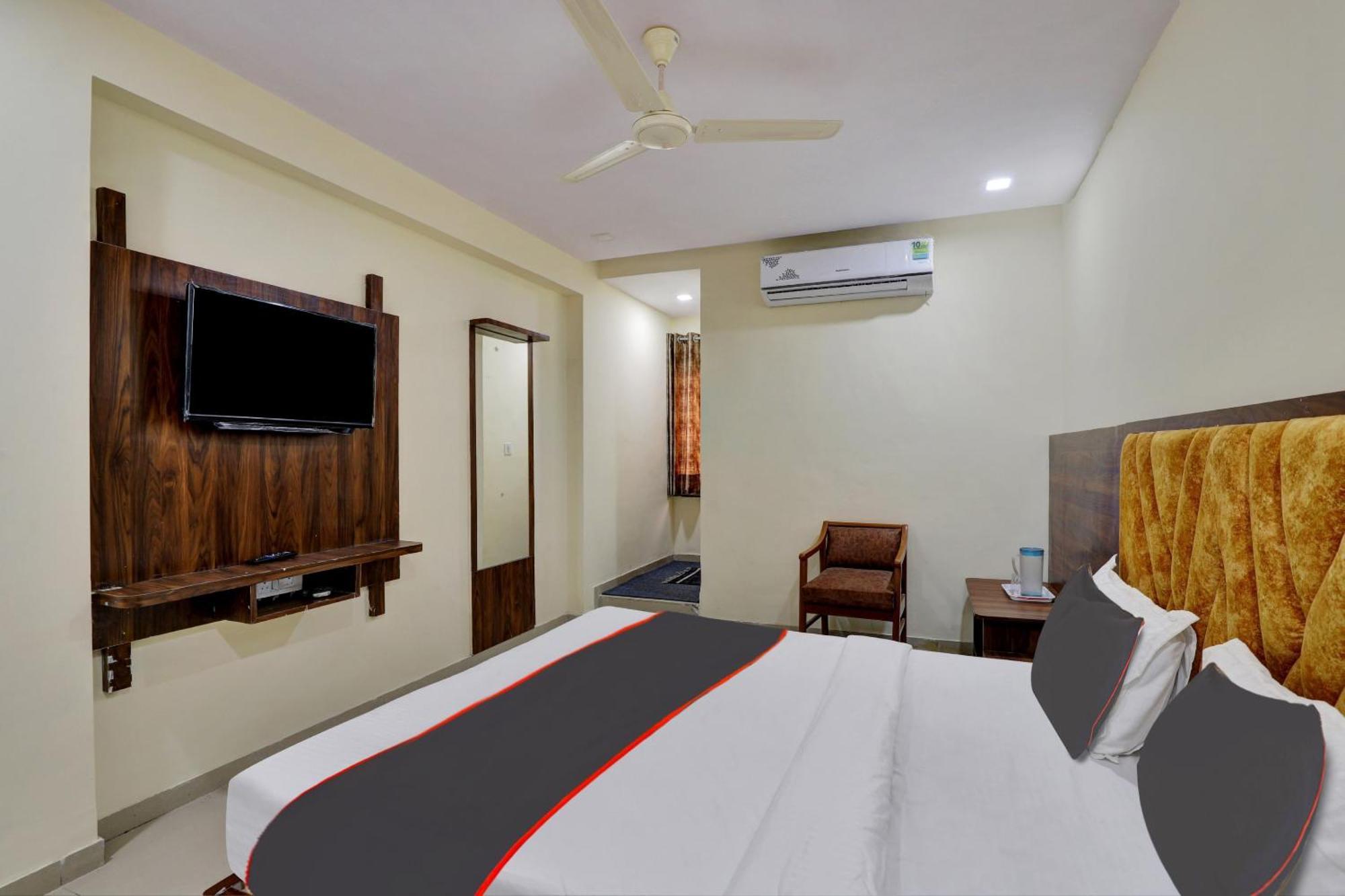 Hotel O Neelkamal أحمد أباد المظهر الخارجي الصورة